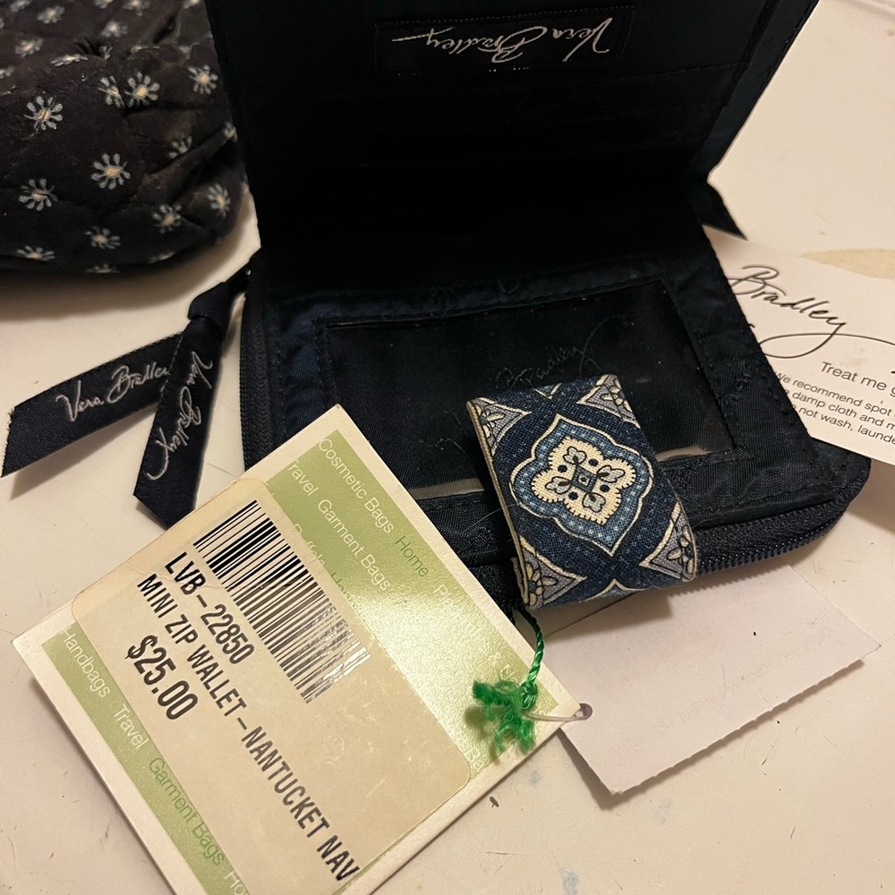 Vera Bradley Mini Zip Wallet, NWT